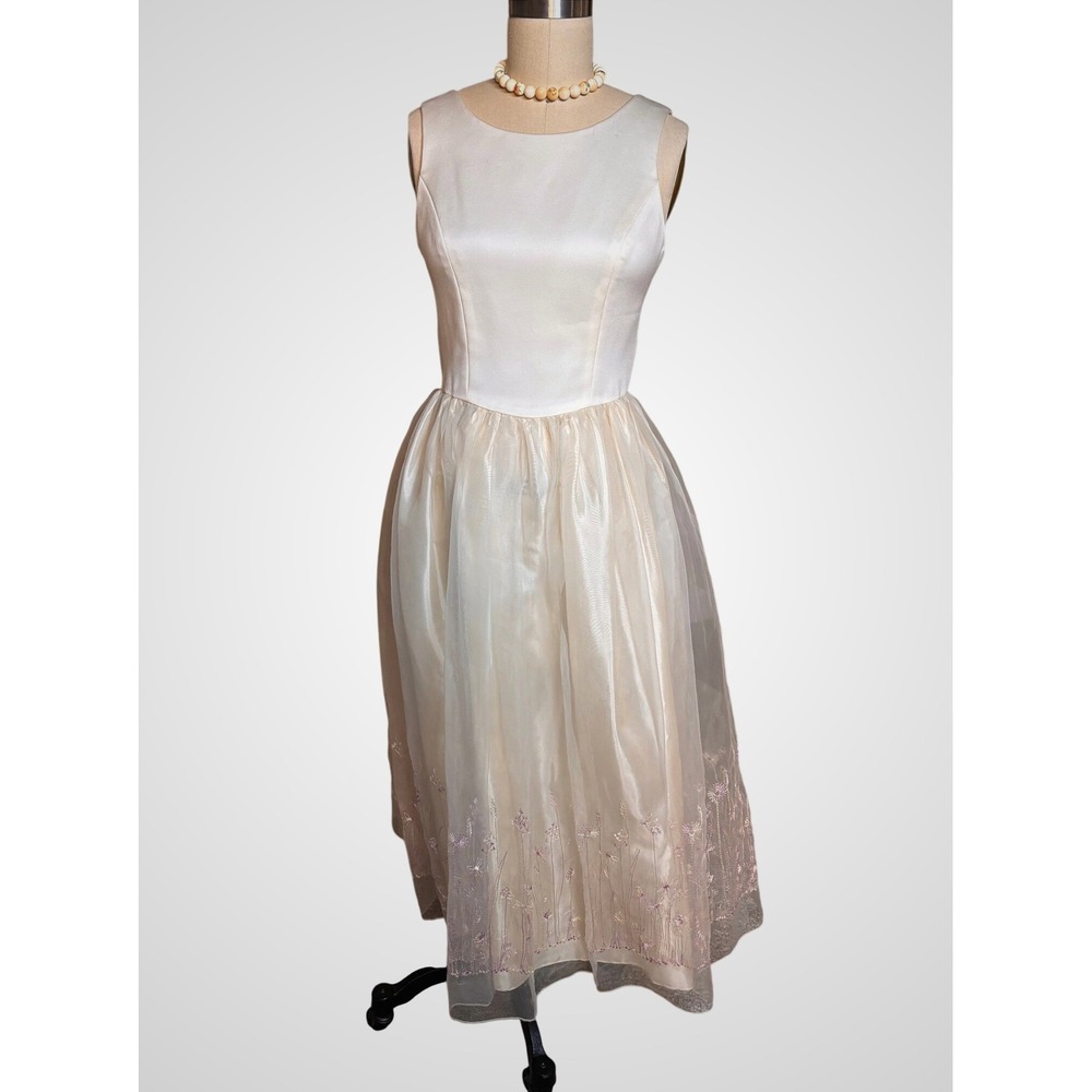 Cachet Formal 80s Dress 6 Cream Pearl Button Floral Embroidered Organza
